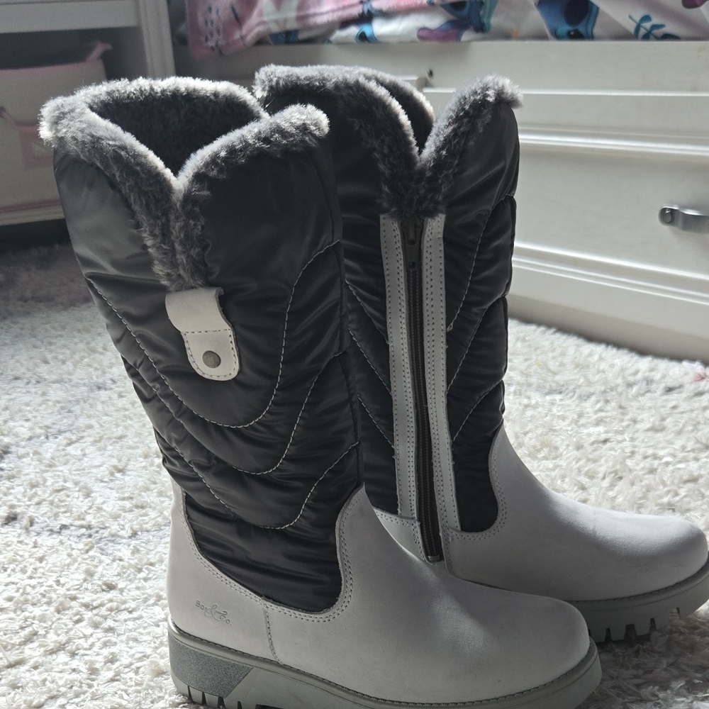 Women's Black and White Winter Boots